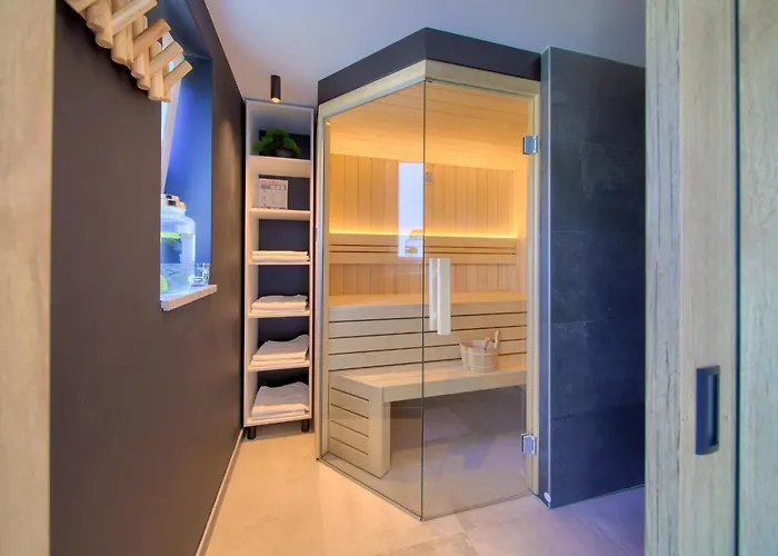 Aurum With Sauna And Gym Villa Pinezići