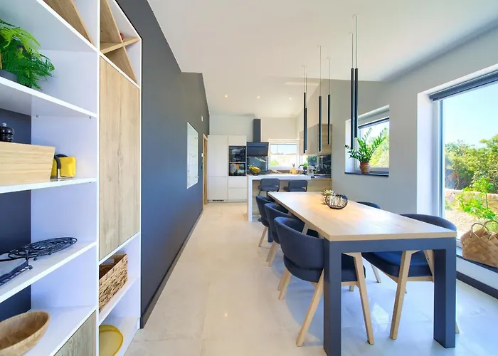 Aurum With Sauna And Gym Villa *