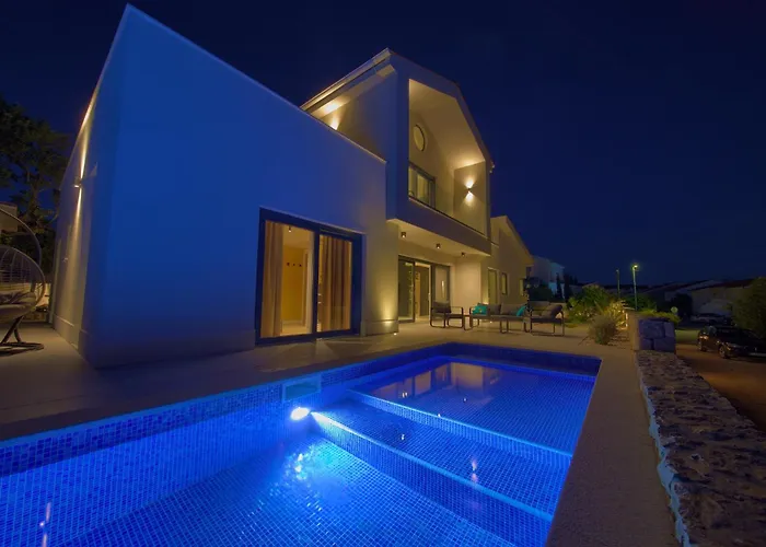 Villa Aurum With Sauna And Gym
