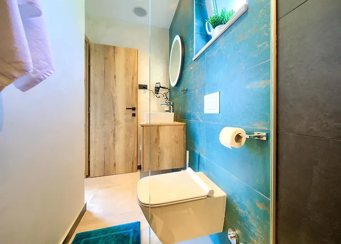 Aurum With Sauna And Gym Villa