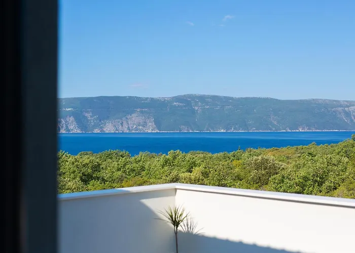 Villa Aurum With Sauna And Gym