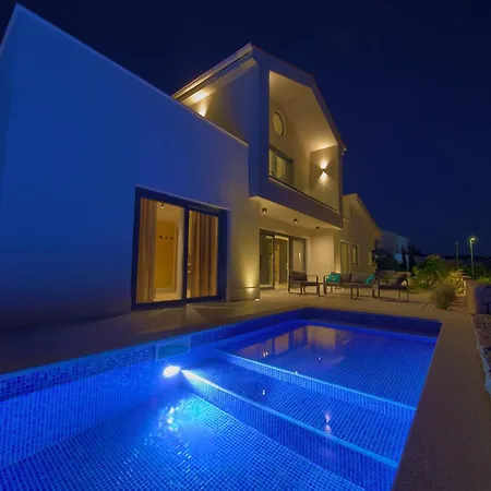 Villa Aurum With Sauna And Gym