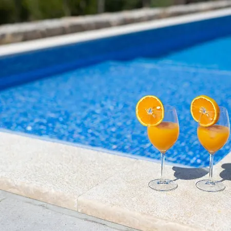 Aurum With Sauna And Gym Villa *