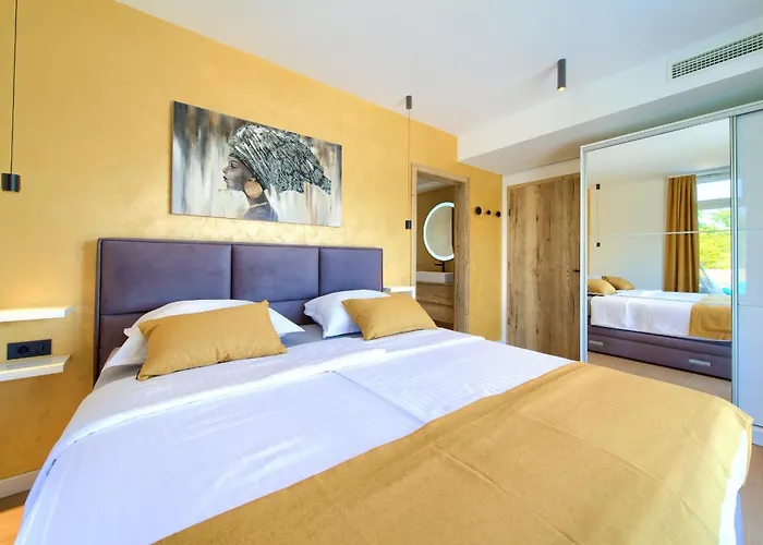 Aurum With Sauna And Gym Villa