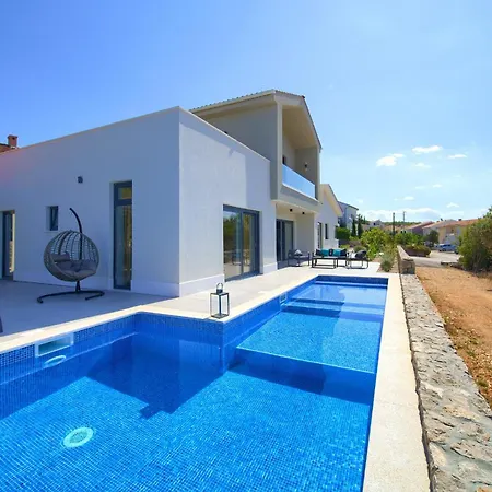 Aurum With Sauna And Gym * Pinezici (Krk)