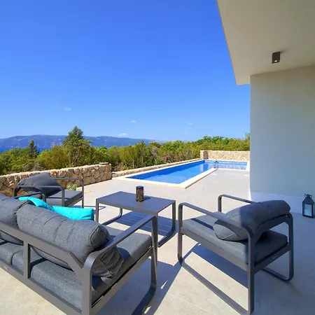 Vila Aurum With Sauna And Gym Pinezici (Krk)