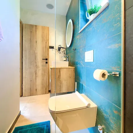 Aurum With Sauna And Gym Vila