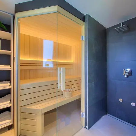 Aurum With Sauna And Gym Pinezici (Krk)