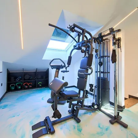 Aurum With Sauna And Gym