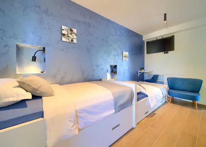 Aurum With Sauna And Gym Villa Pinezići